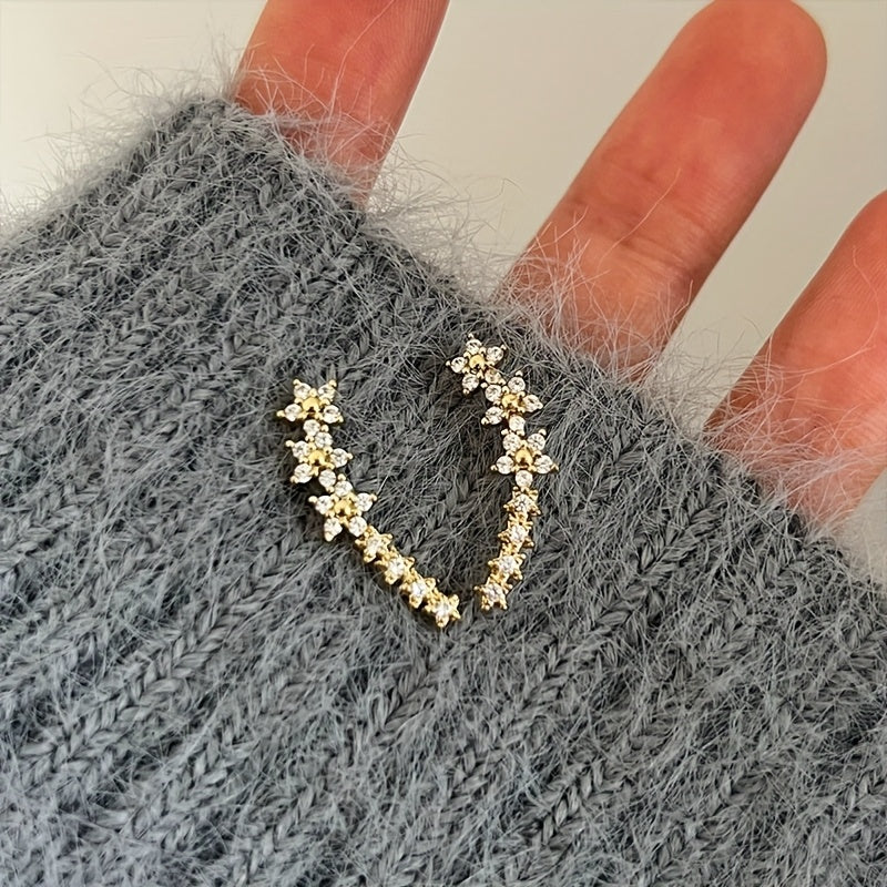 Nadčasové květinové náušnice 