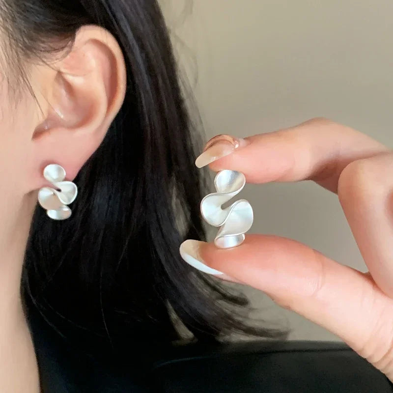 Rád bych věděl, jestli jsou stříbra za 18 tisíc zlata. 